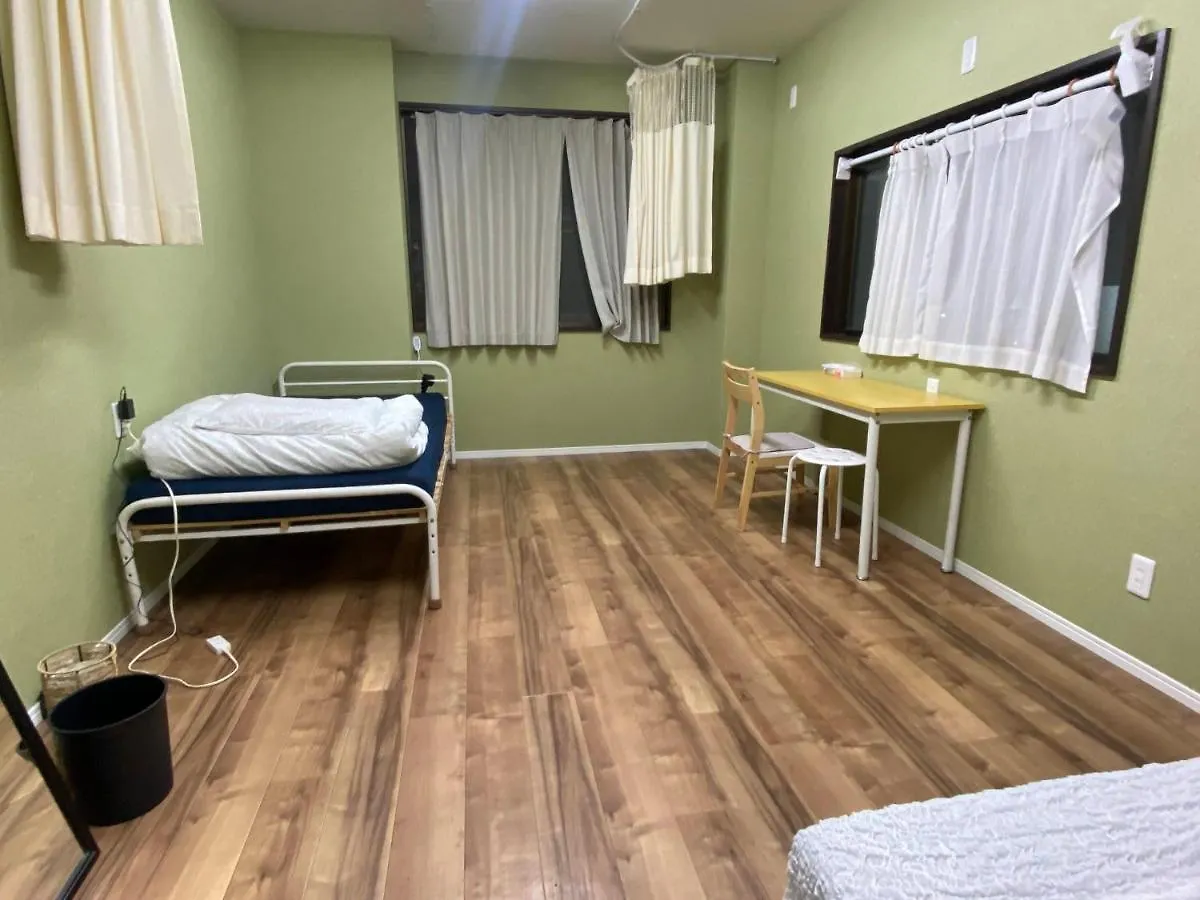Bonfire Hostel Osaka 0*,